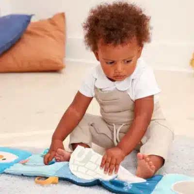 Livre d'eveil LITTLE BIG FRIENDS