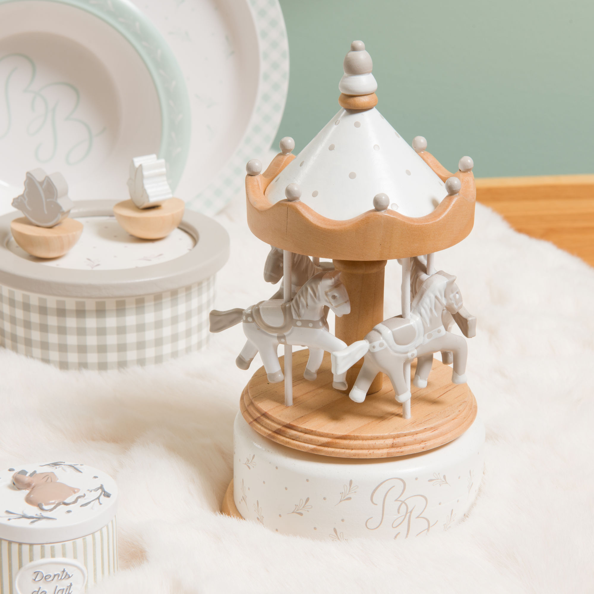 Carrousel Bout de chou gris – Image 1